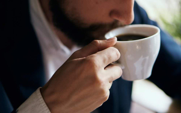 Uống cà phê gây hại cho sức khỏe như thế nào?